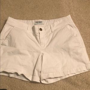 Old Navy White Chino shorts size 6